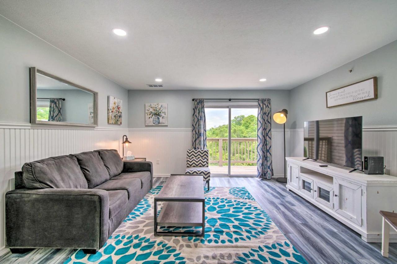 Cozy Branson Condo With Balcony And Mountain Views Bagian luar foto